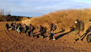 Edirne'de 13 Düzensiz Göçmen Yakalandı